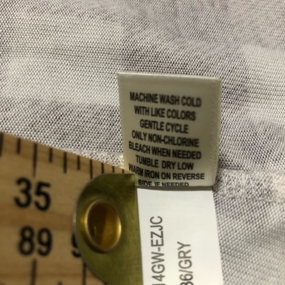 NWT Tru Self Women’s Long Sleeve Open Front Hooded Gray & White Plaid Cardigan M - Picture 10 of 10